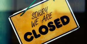closed-business-sign